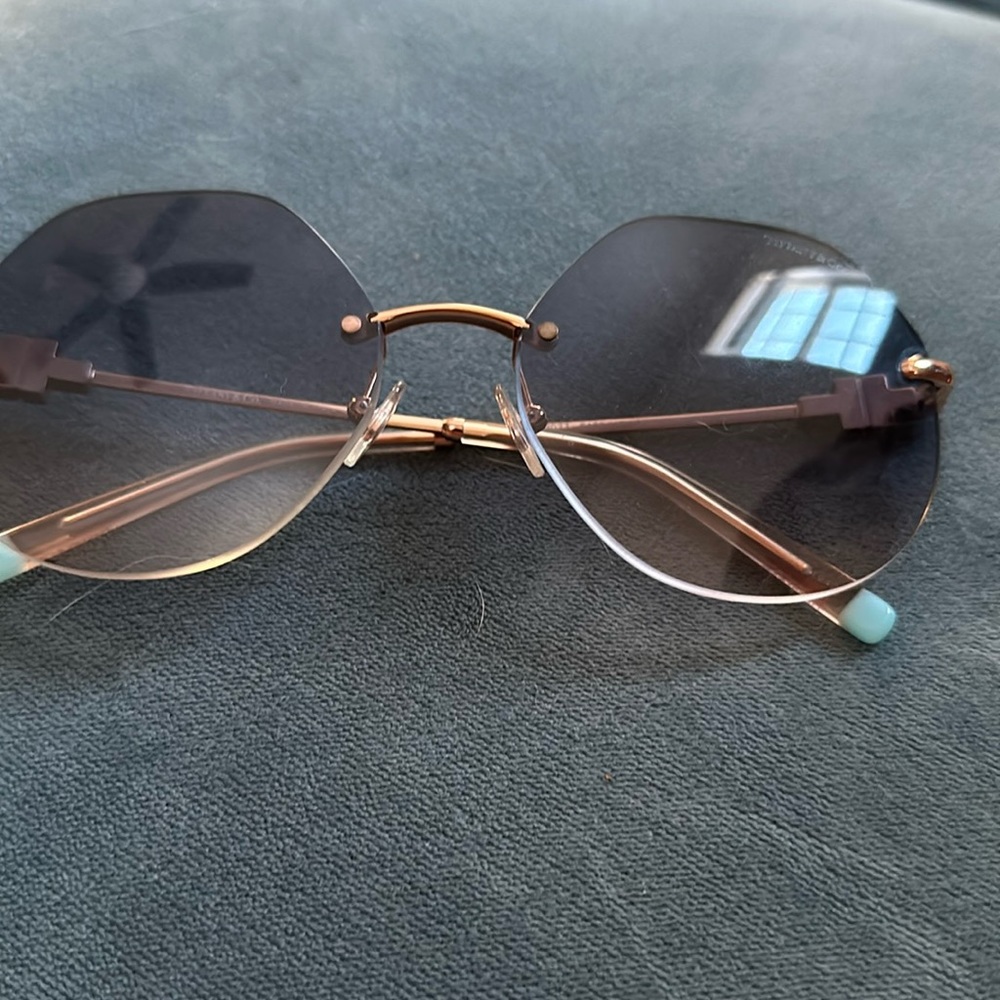 Beautiful Tiffany & Co. sunglasses
